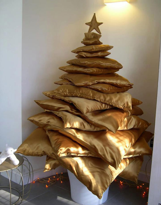 Cushion Christmas Tree